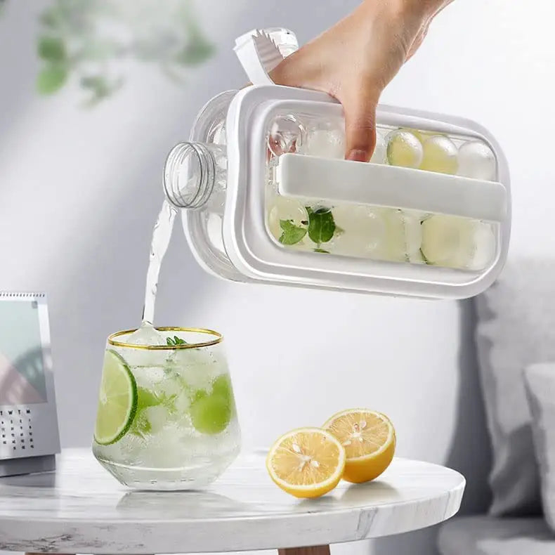 Glaceur: Portable Ice Ball Maker